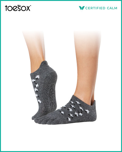 Toesox Grip Socks Low Rise Full Toe Pansy