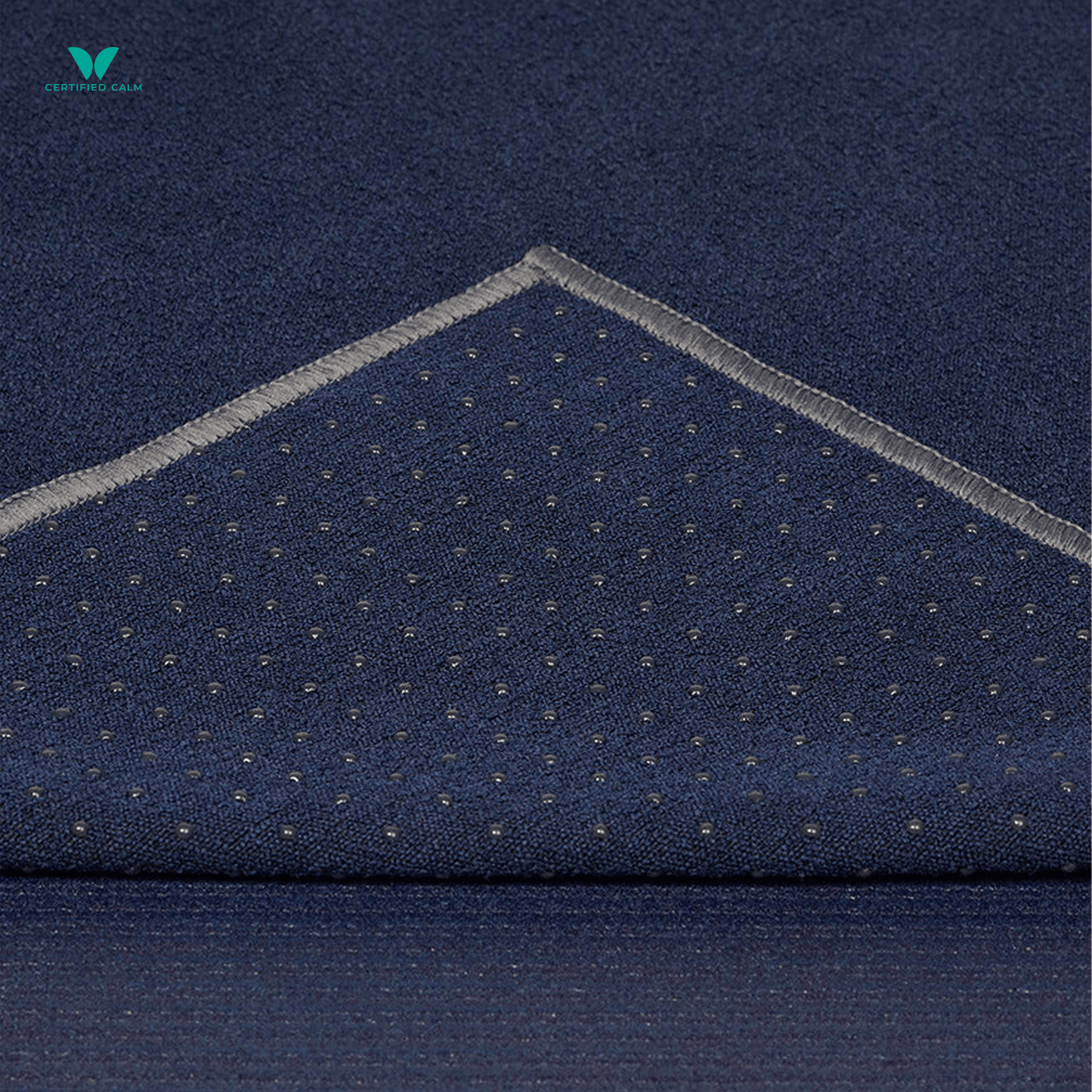Manduka Yogitoes® Skidless Yoga Mat Long Towel 79'' - Midnight