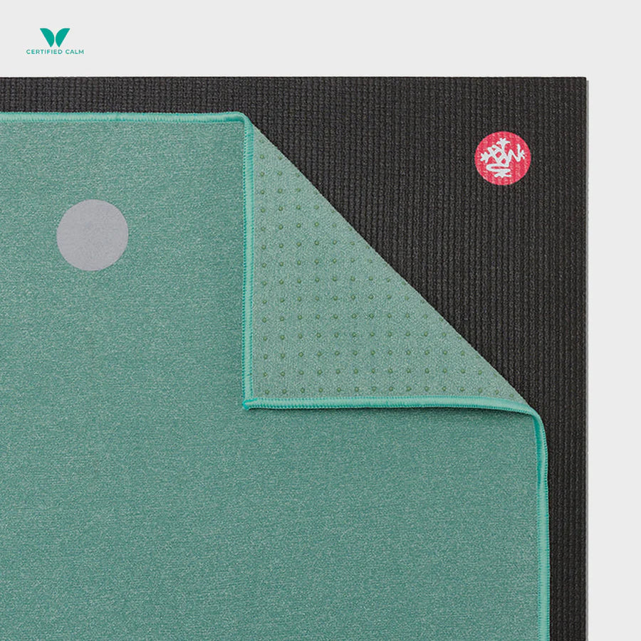 Manduka Yogitoes® Skidless Mat Towel 71" - Wasabi