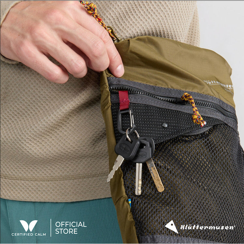 Klattermusen Algir Multislot Crossbody Bag